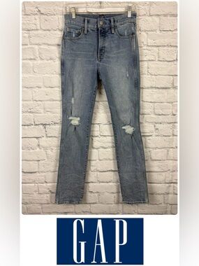 Gap slim straight jeans size 26